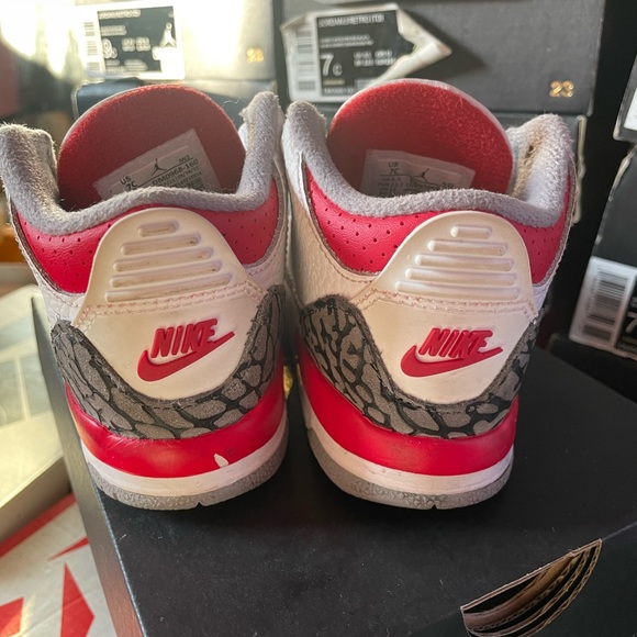 Air jordan 3 toddler - Picture 3 of 4